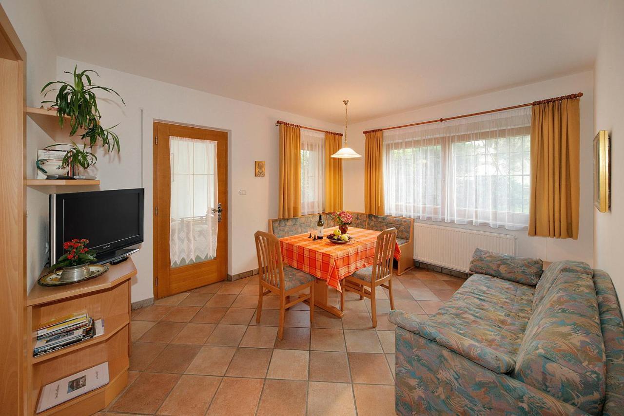 Moserhof Marlengo Bagian luar foto